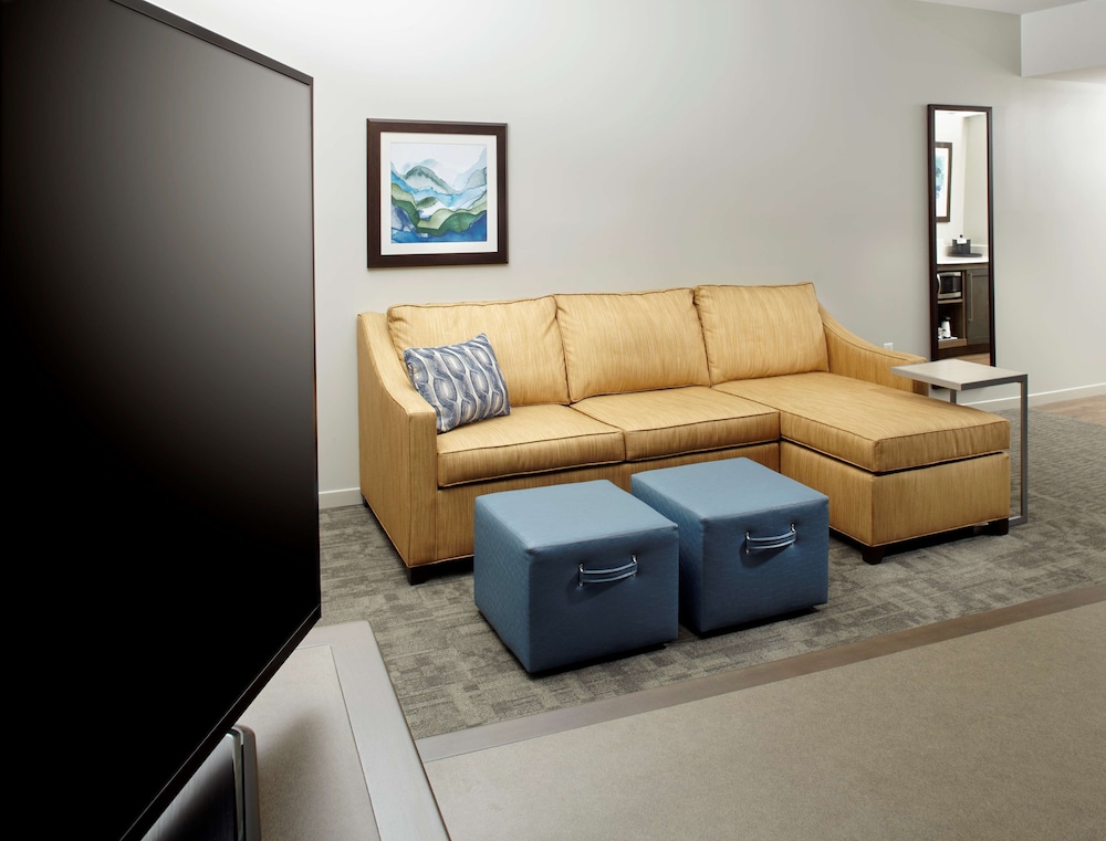 Hampton Inn Suites Pittsburgh Airport South Settlers Ridge 43/60