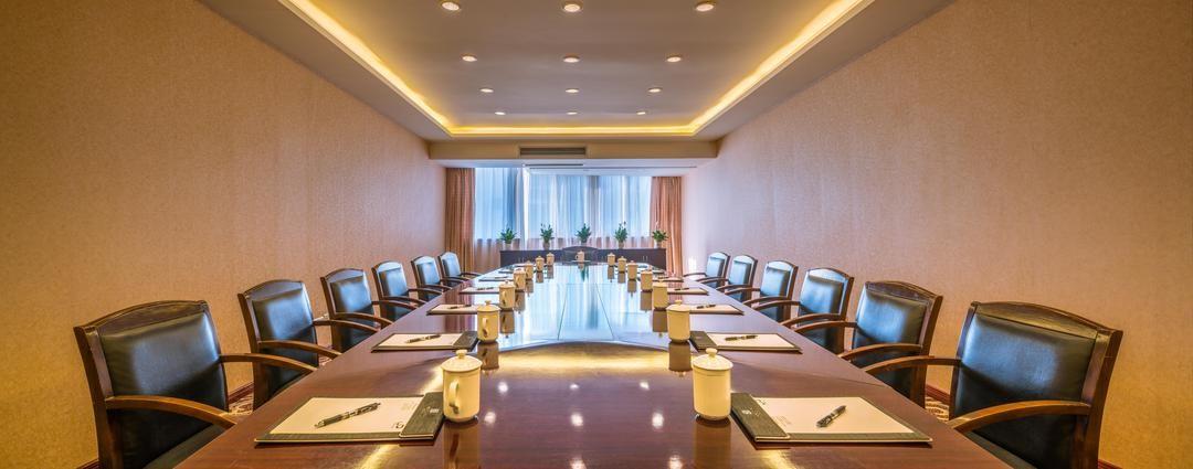 Rezen Kingtown Hotel (Chongqing Xinpaifang) 25/26