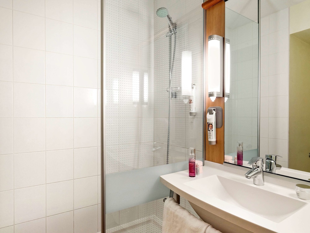 Ibis Vichy 9/59