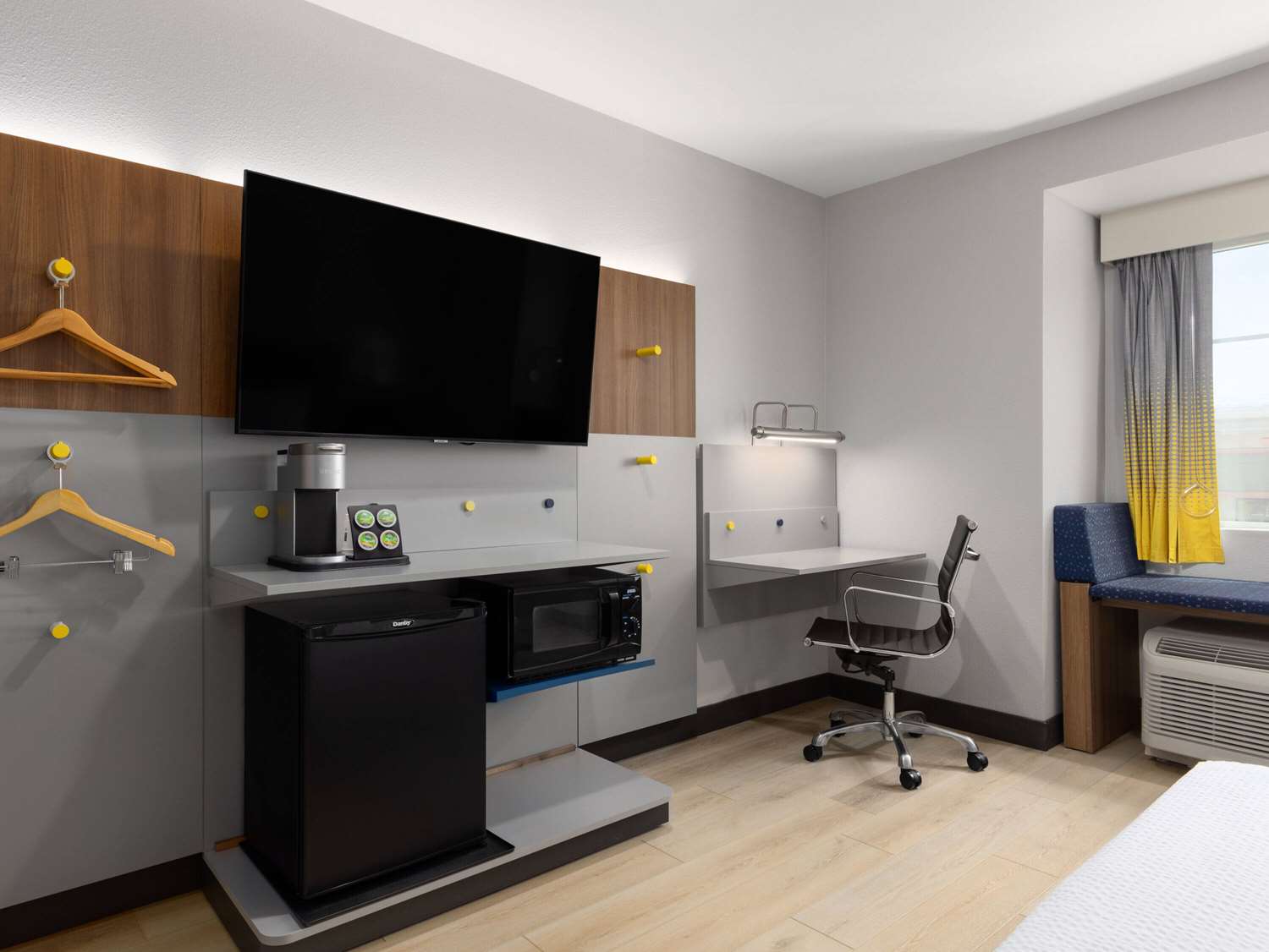Microtel Inn Suites By Wyndham Tracy 50/67