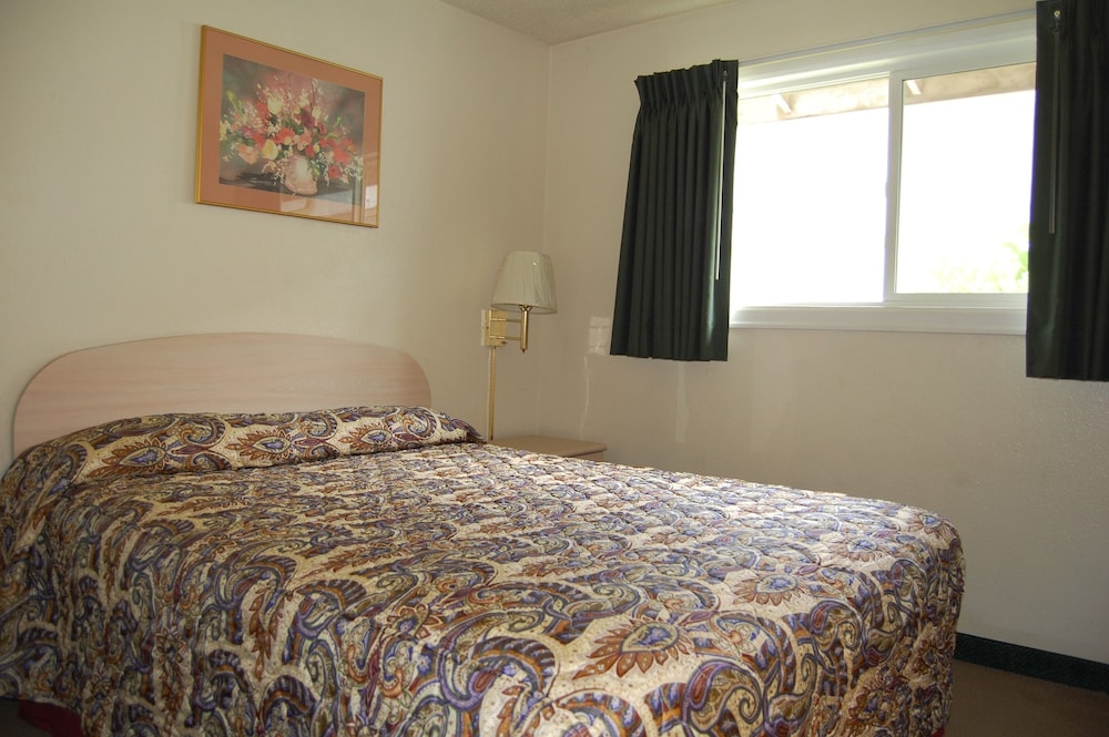 Western Inn Lakewood/Tacoma 12/49