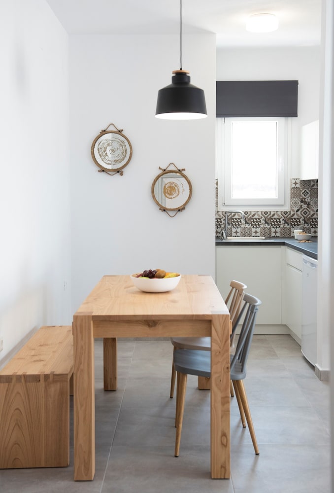 Valery Suites 5/54
