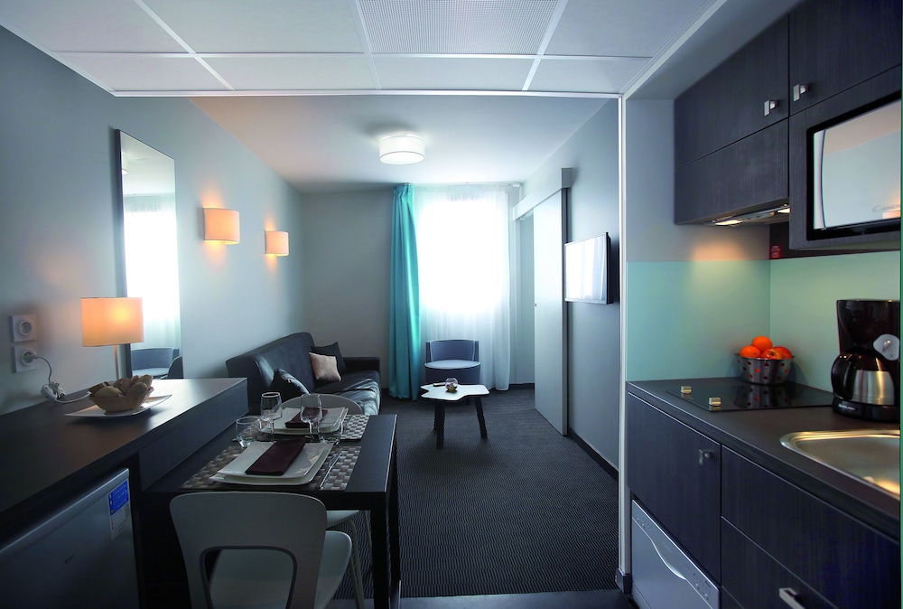 Appart City Confort Montpellier Ovalie 2 50/70