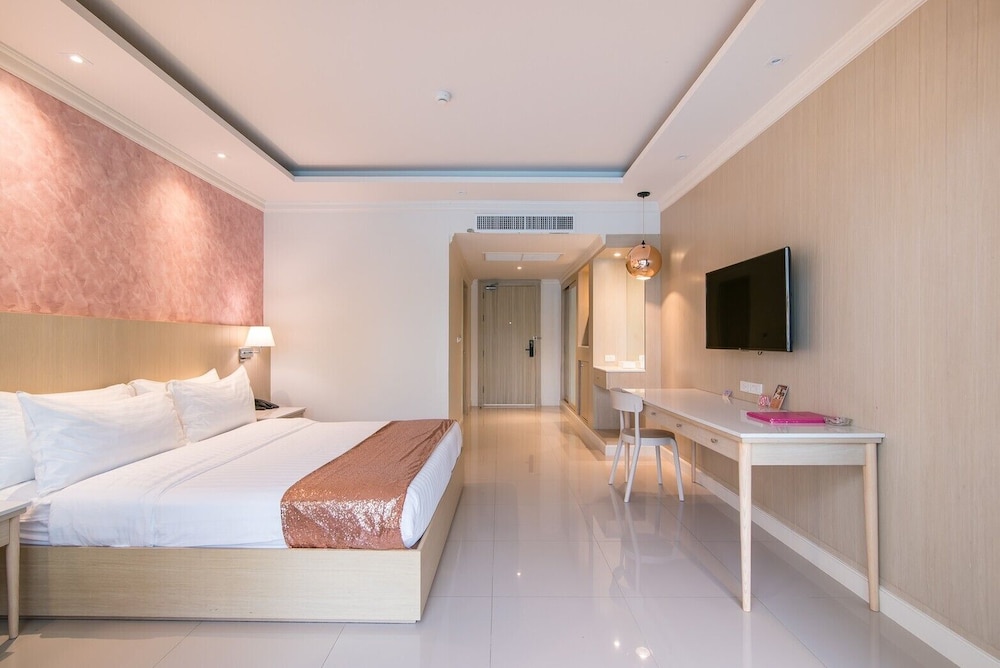 The Sea-Cret Hua Hin Hotel 13/73