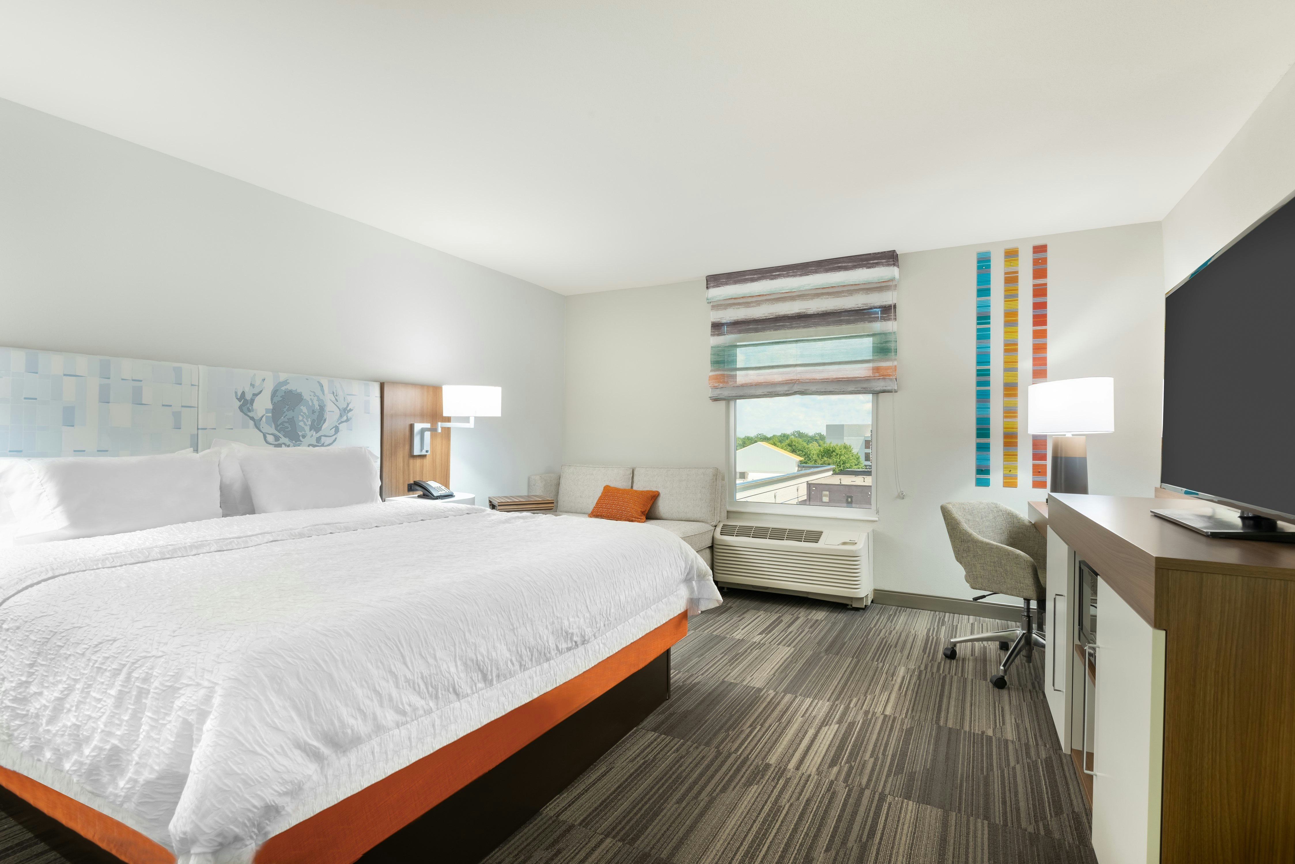 ROOM, KING BED, ACCESSIBLE