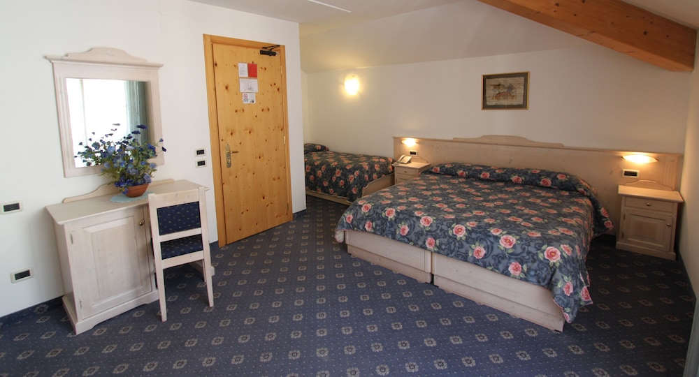 Hotel Europa 5/34