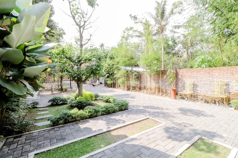 d Hasinda Homestay 53/56