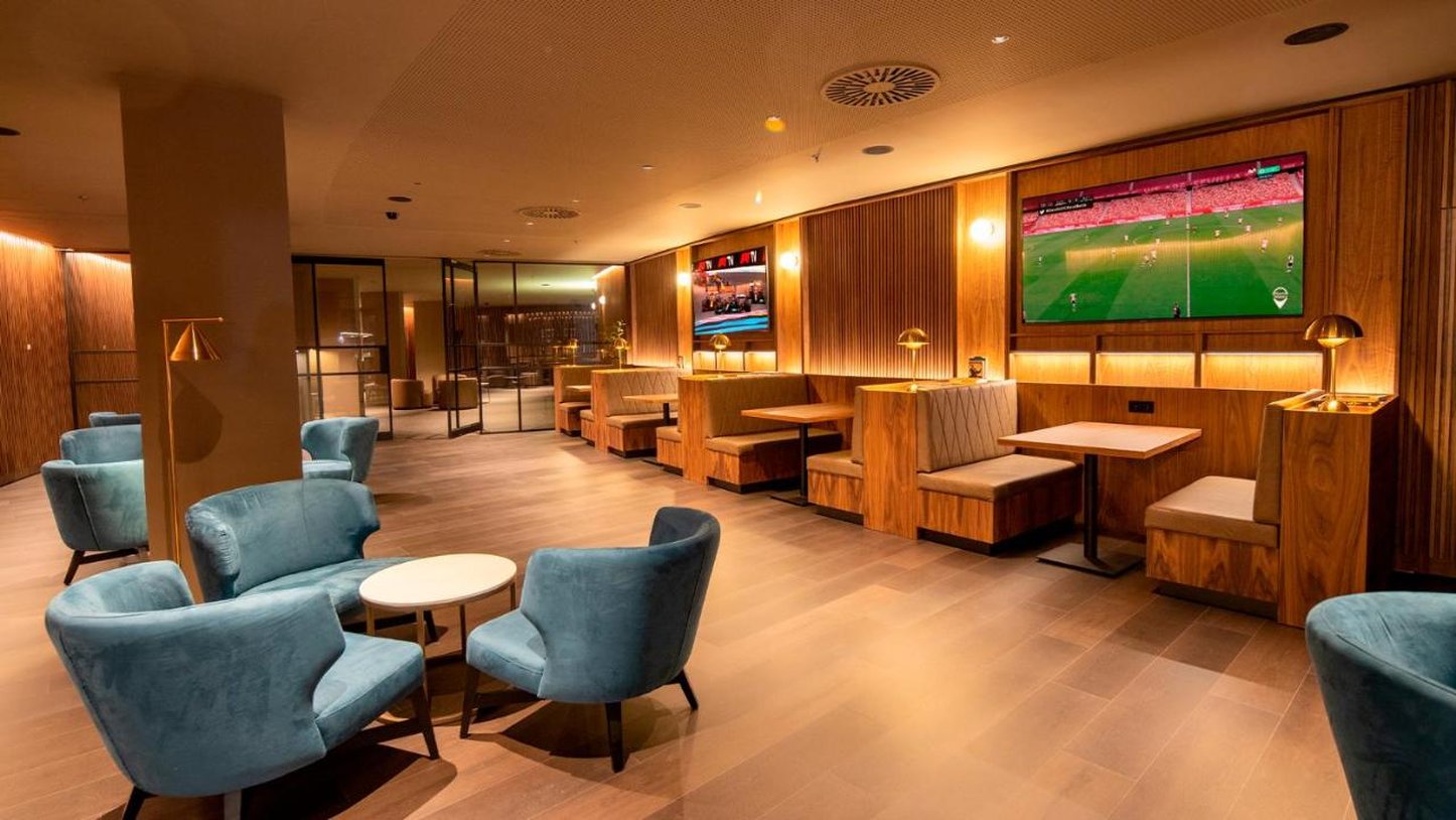 Barcelona Airport Hotel 52/86