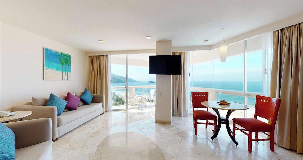 Park Royal Beach Ixtapa All Inclusive 50/69