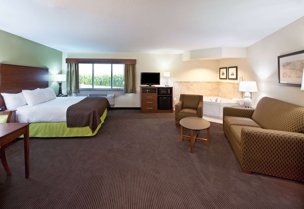 Americinn By Wyndham Osage 16/48