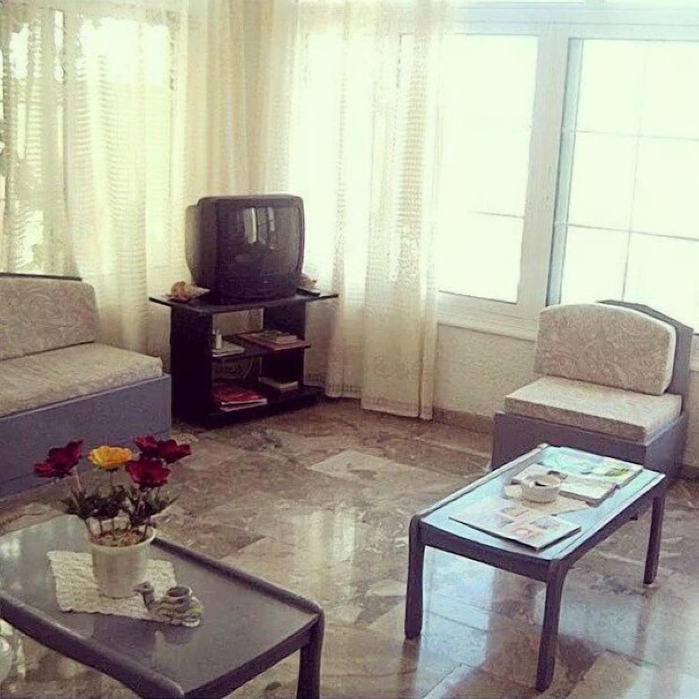 Despina Hotel 12/27
