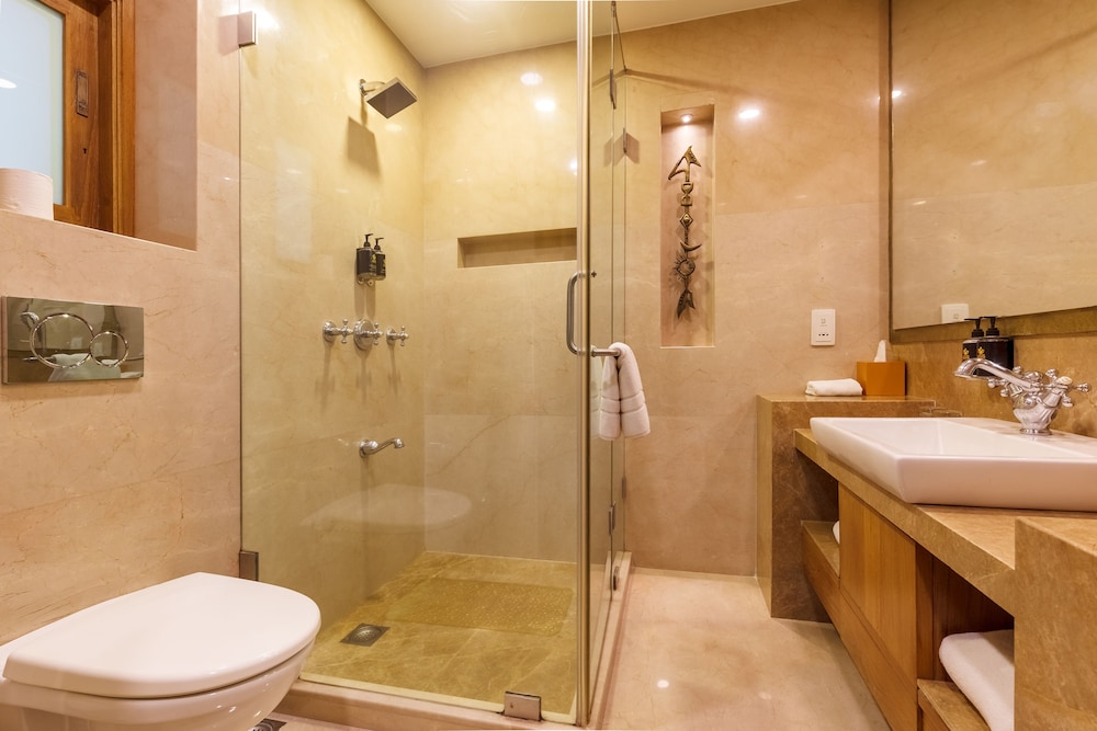 Hotel Le Sutra Hotel, Khar, Mumbai 55/60