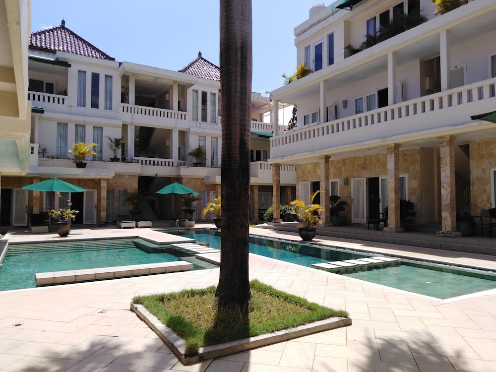 BALI COURT HOTEL AND APARTMENT 34/39