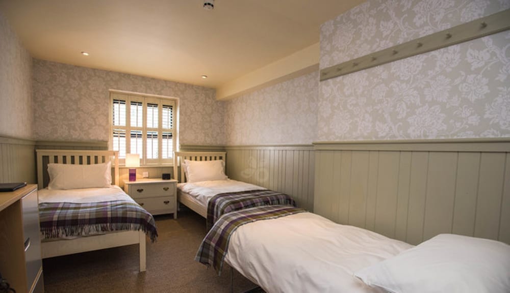 Brooks Guesthouse Bristol 30/69