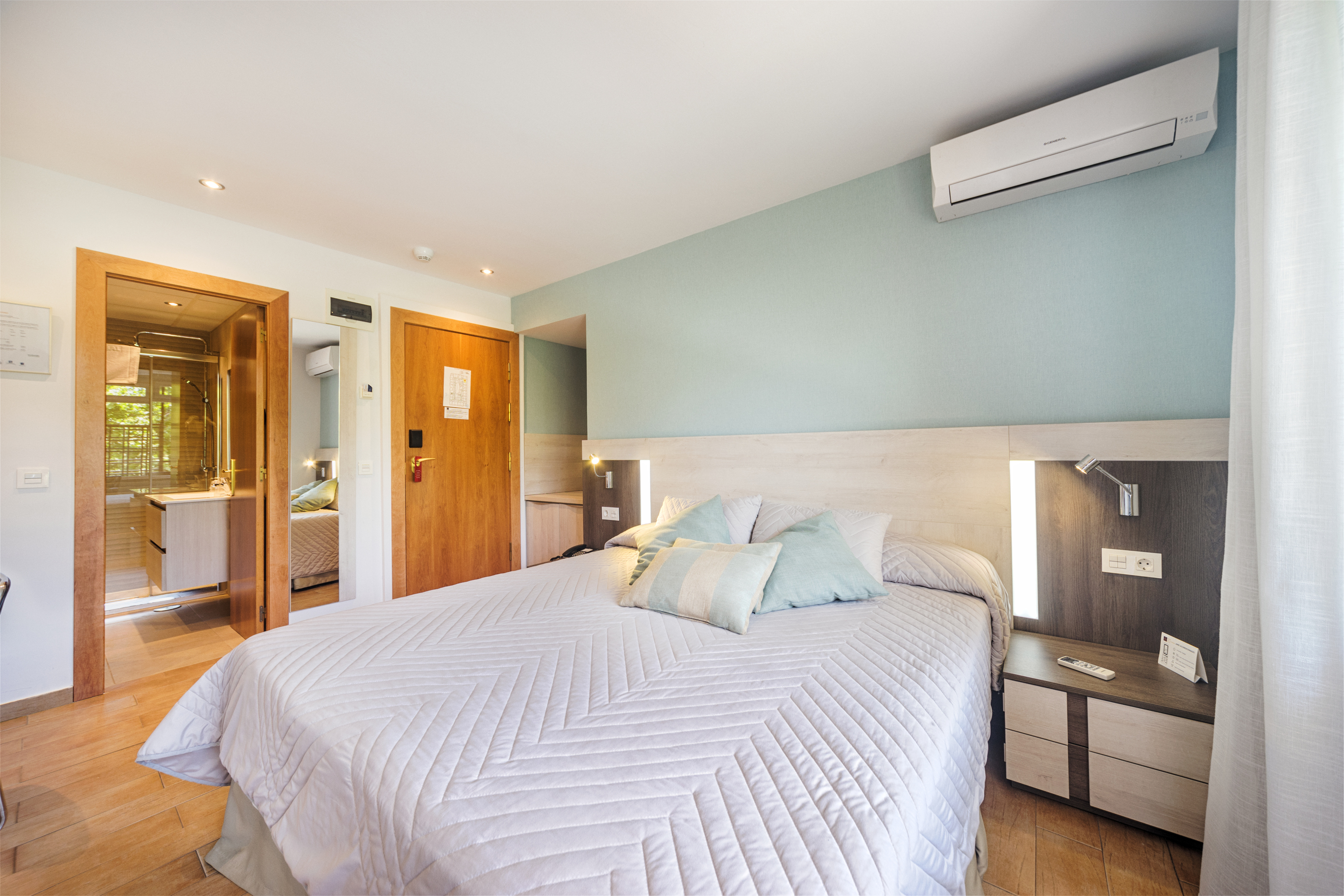 غرفة بريميوم بسرير مزدوج أو سريرين منفصلين، Obal Urban Hotel 7/10