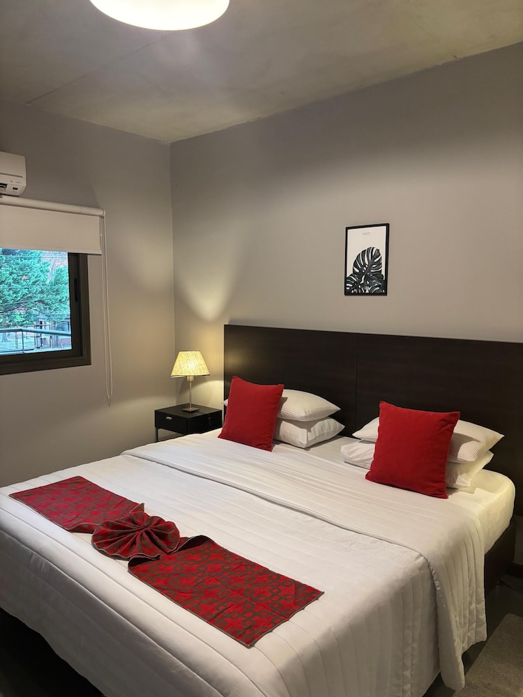 Casa Campus Pilar Suites 7/50