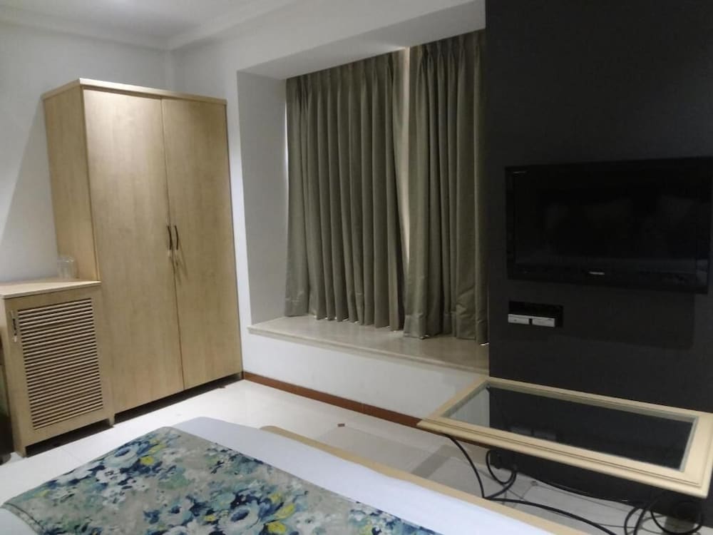 Hotel Suncity Apollo 18/25