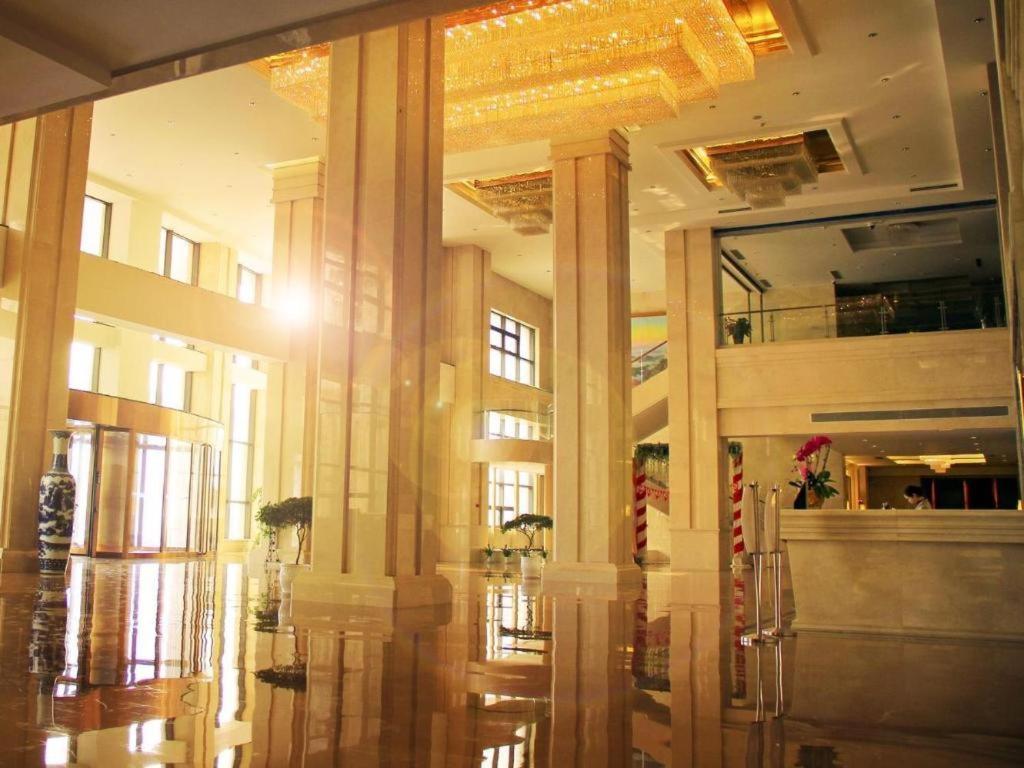Zhongfei Grand Skylight Hotel 6/29