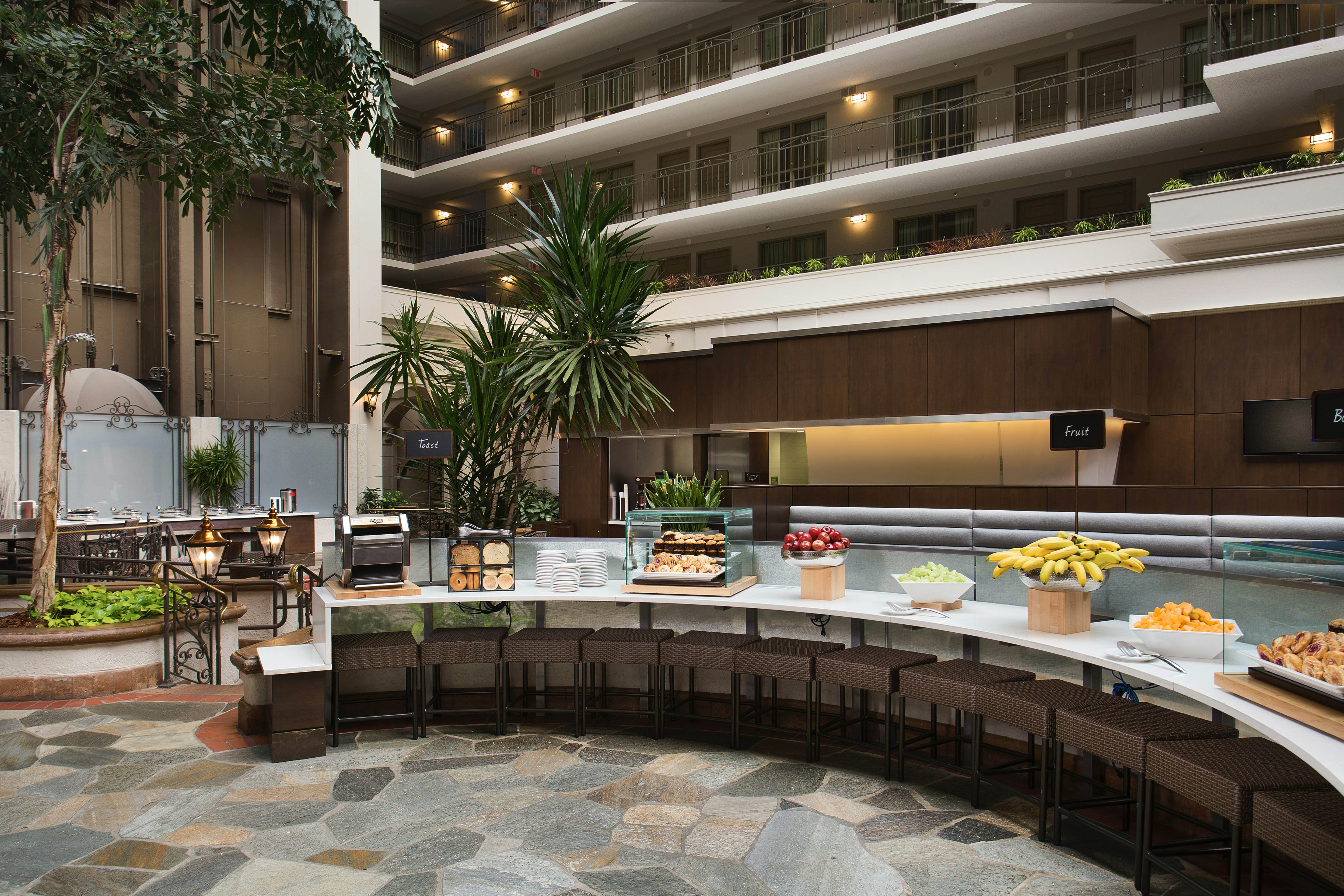 Embassy Suites By Hilton San Francisco Airport Waterfront 49/50