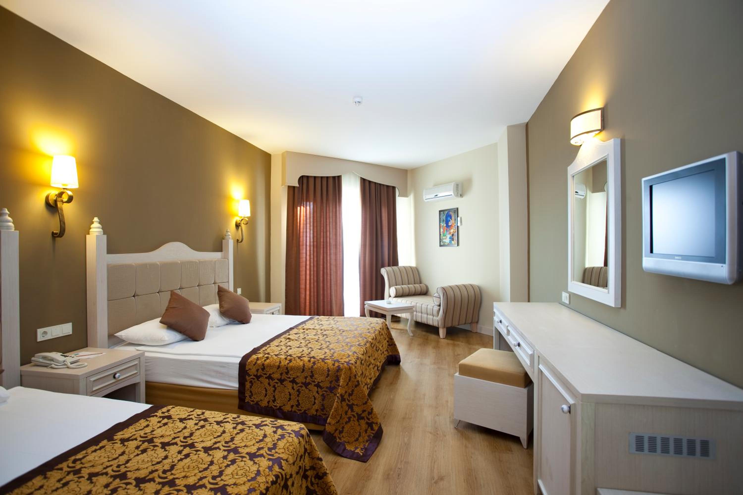 Room, Double or Twin Bed, Land View
