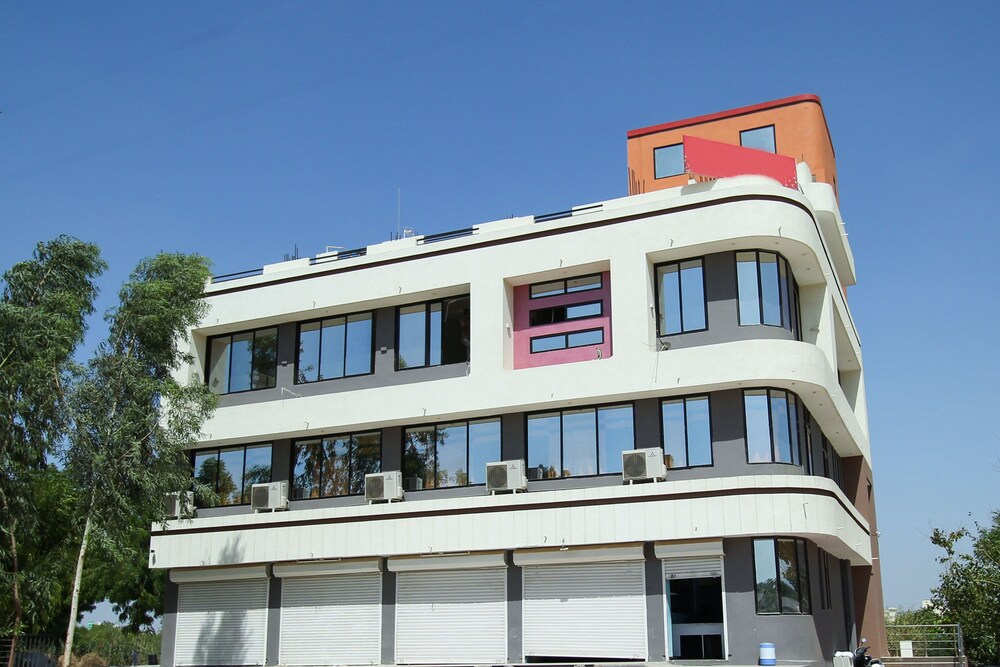 Oyo 5584 Hotel Siddharth Inn 2/23