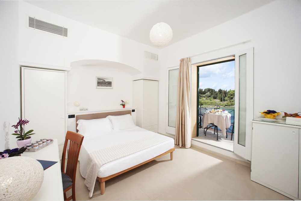 Hotel Villa Domizia 18/58