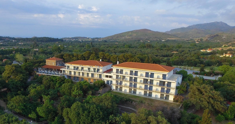 Hotel Delfinia 6/87