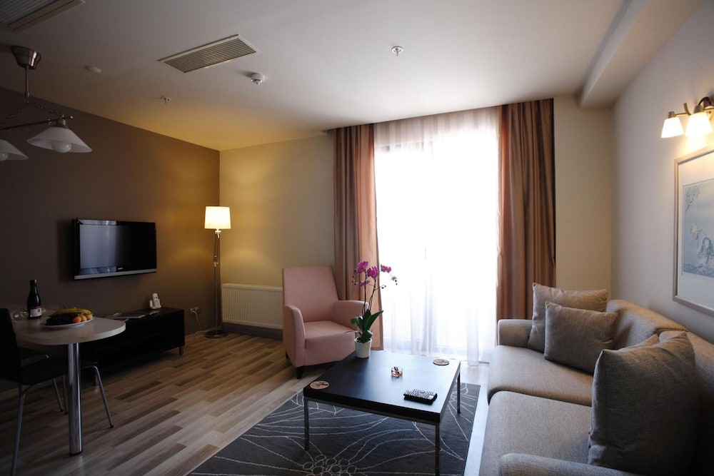 Home Stay Home Sisli 18/34