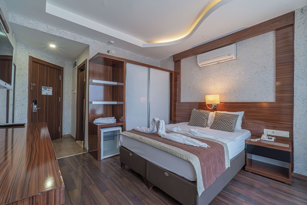 Grand Barhan Hotel 28/50