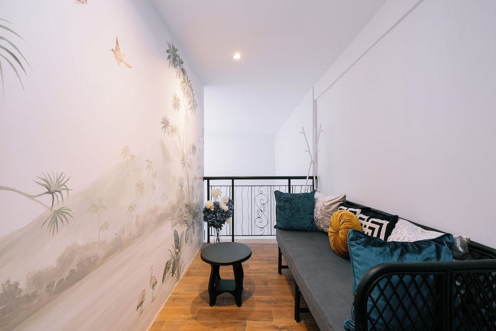 BAAN125 STAY 37/50