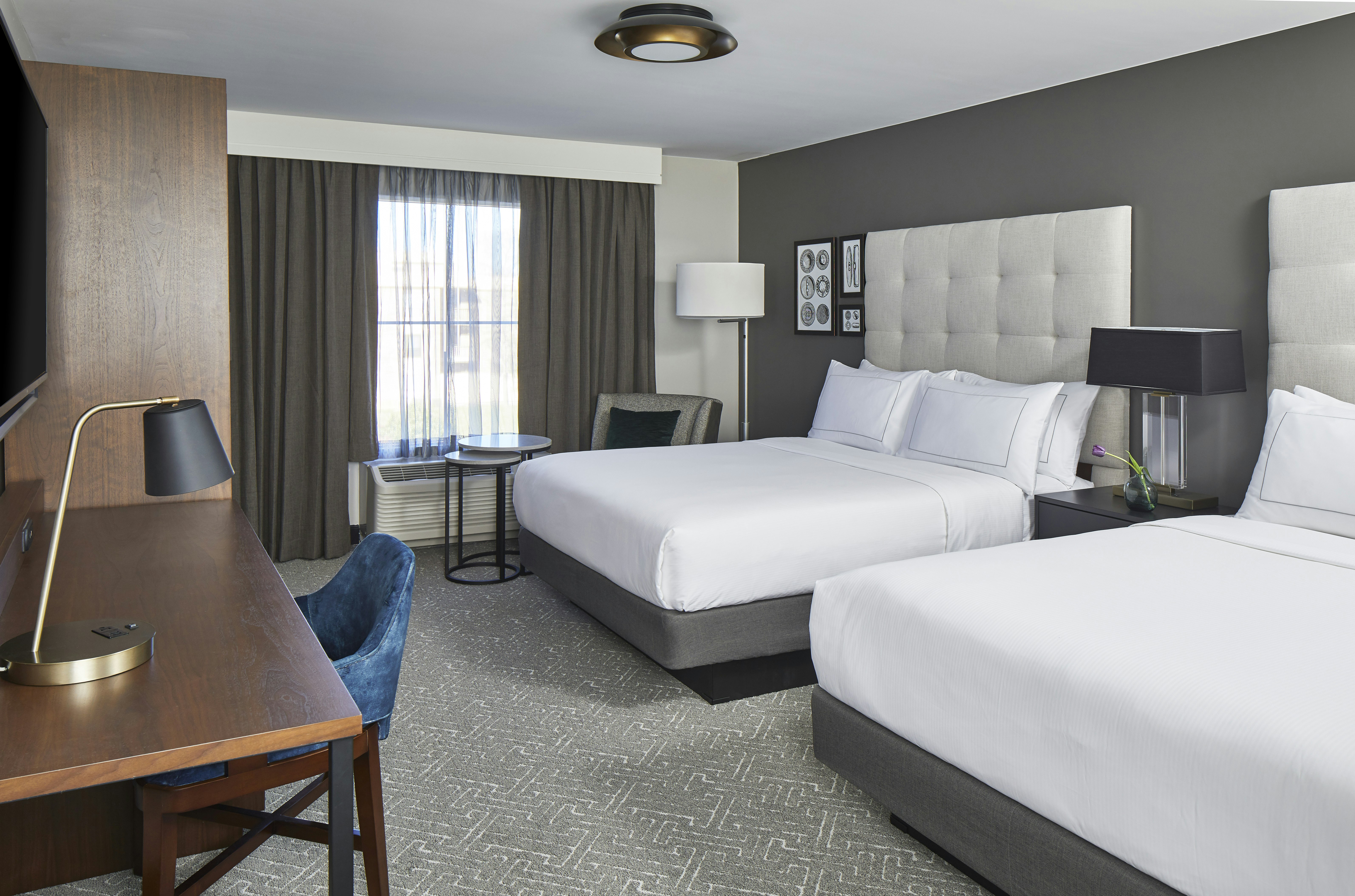 GUEST ROOM, 2 QUEEN BEDS