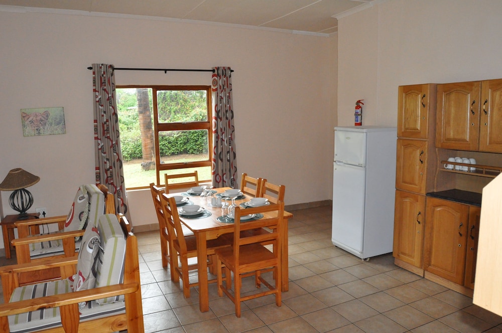 Bushlands Game Lodge 25/45