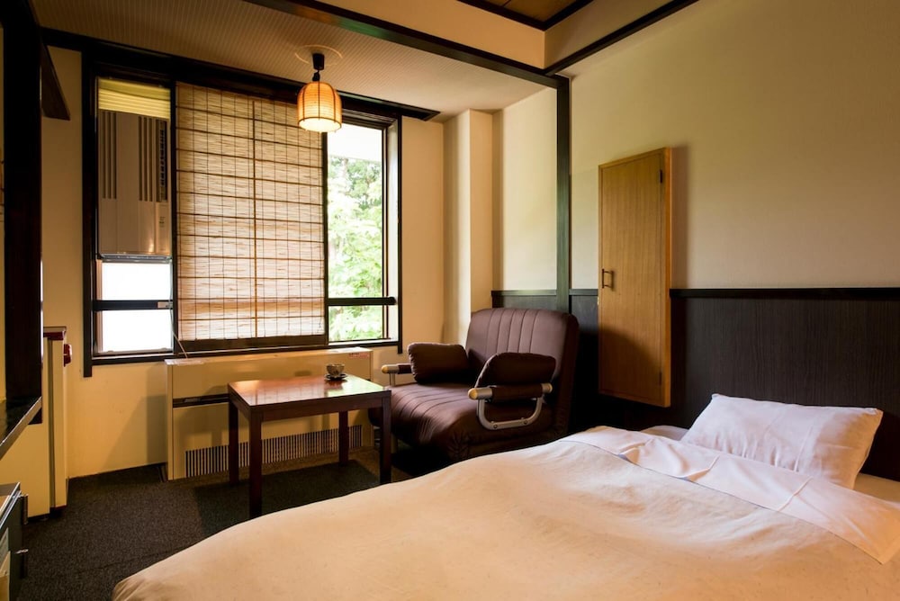 Hotel Hammond Takamiya 10/53