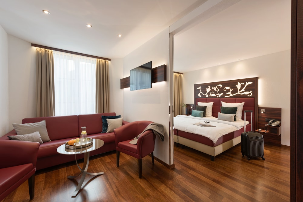 Scheuble Hotel 24/62