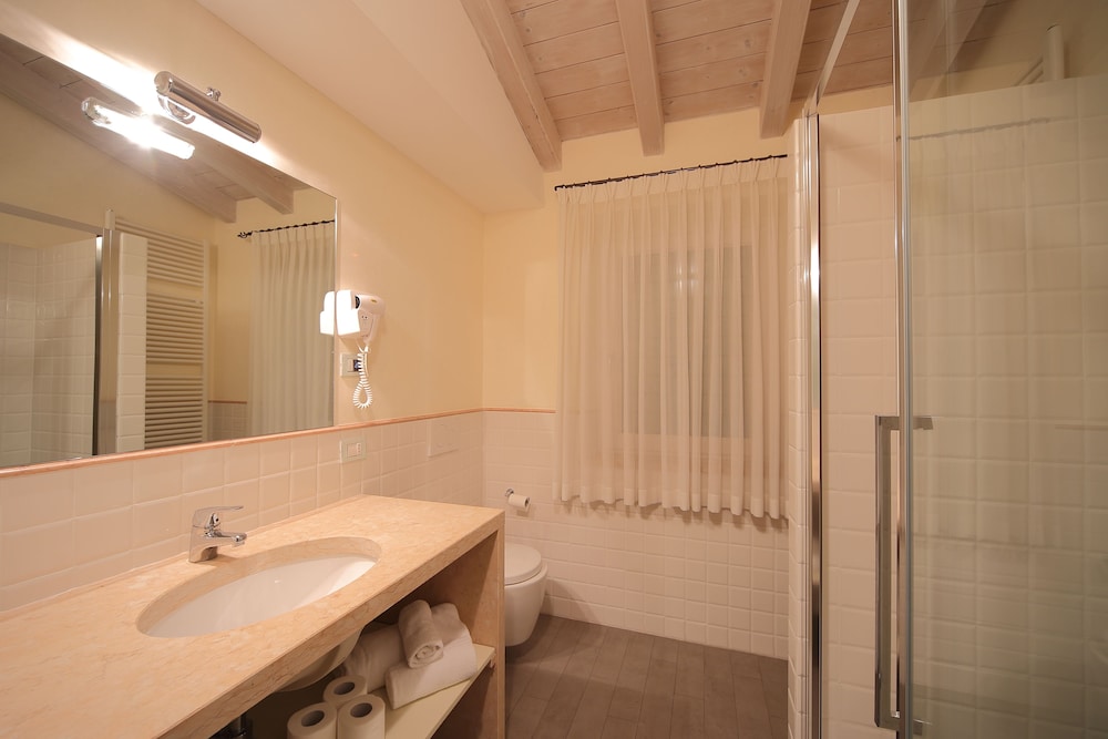 جناح بسرير مزدوج مع أريكة، Hotel Villa Moron 6/7