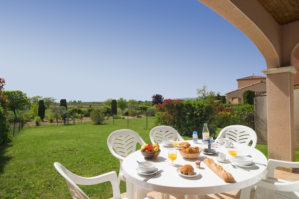 Residence Vacanceole Port Minervois / Les Hauts du lac 49/67