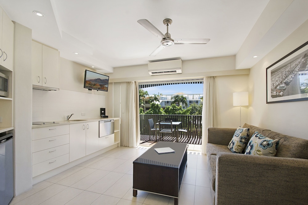 Mantra French Quarter Noosa 33/71