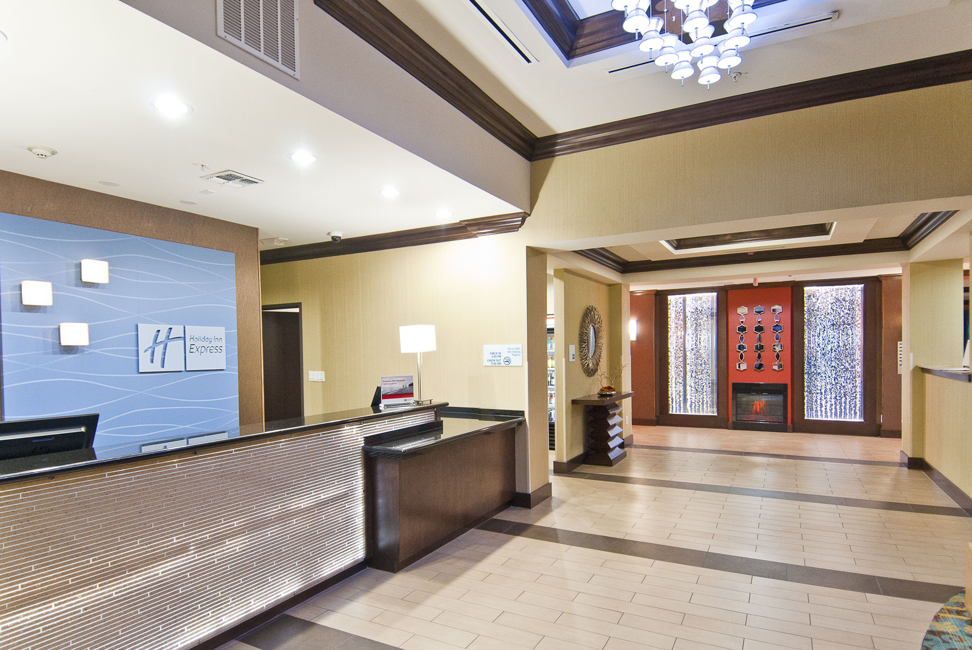Holiday Inn Express Suites San Antonio Se By At T Center 11/73