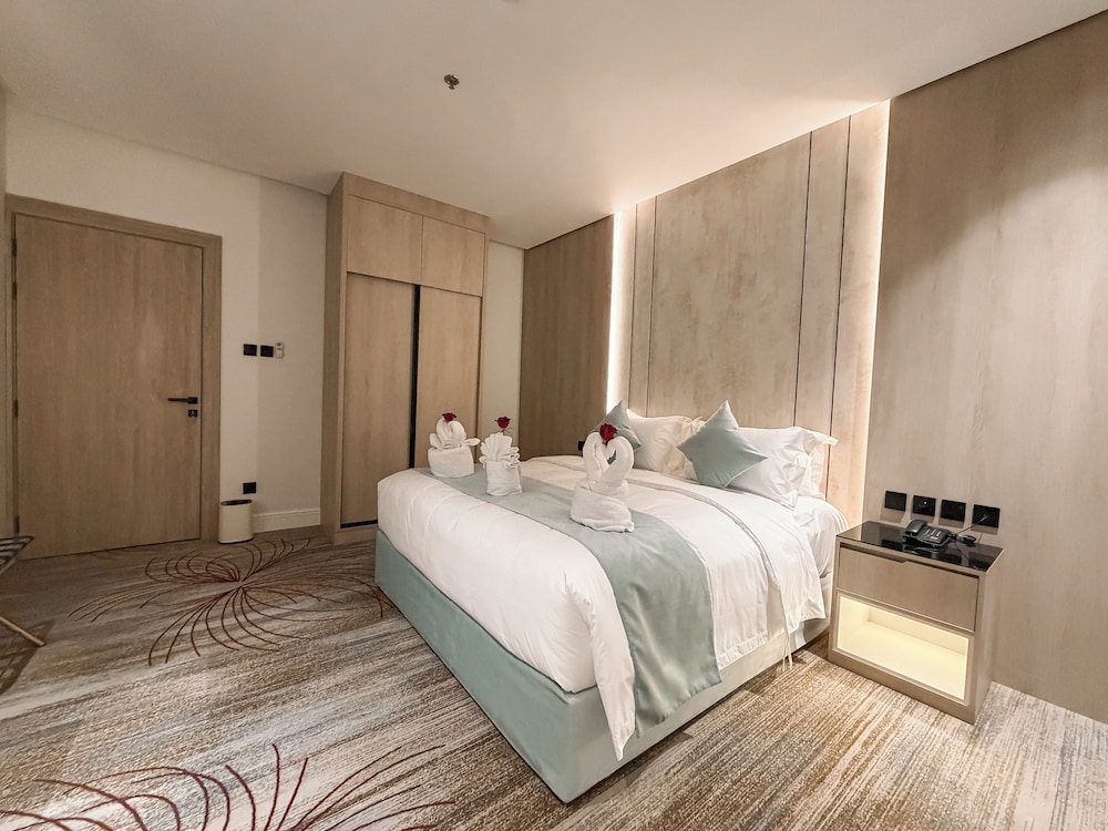 Rose Garden Hotel 23/50
