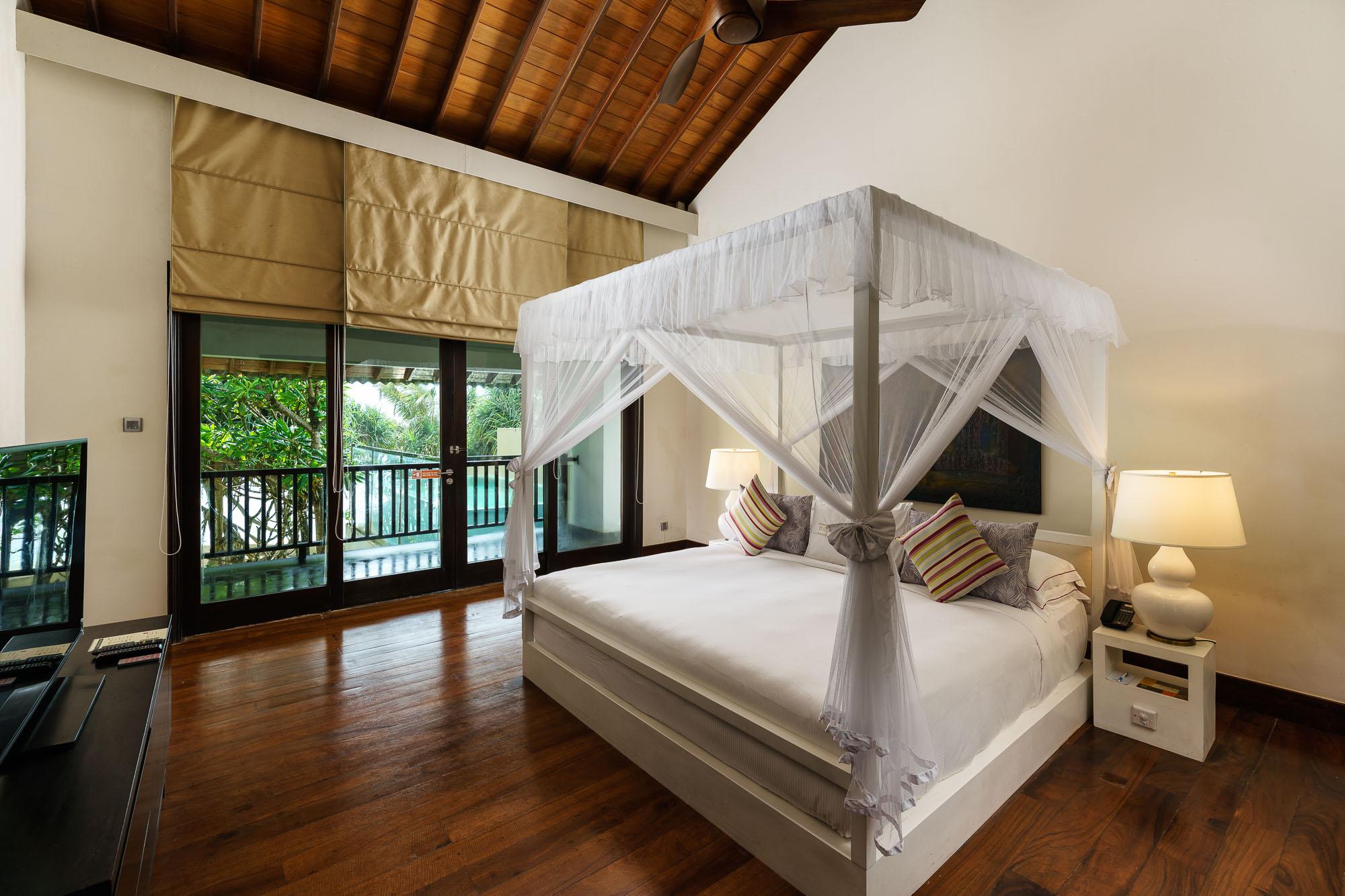 Residence, Suite, King and Twin Beds