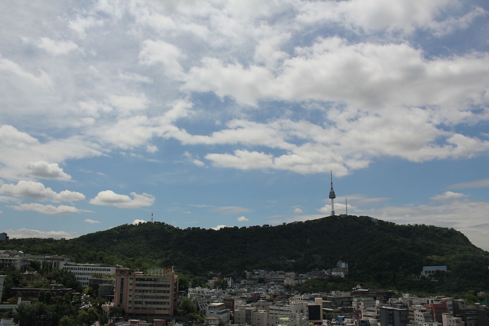 Myeongdong Merlin Hotel 52/65