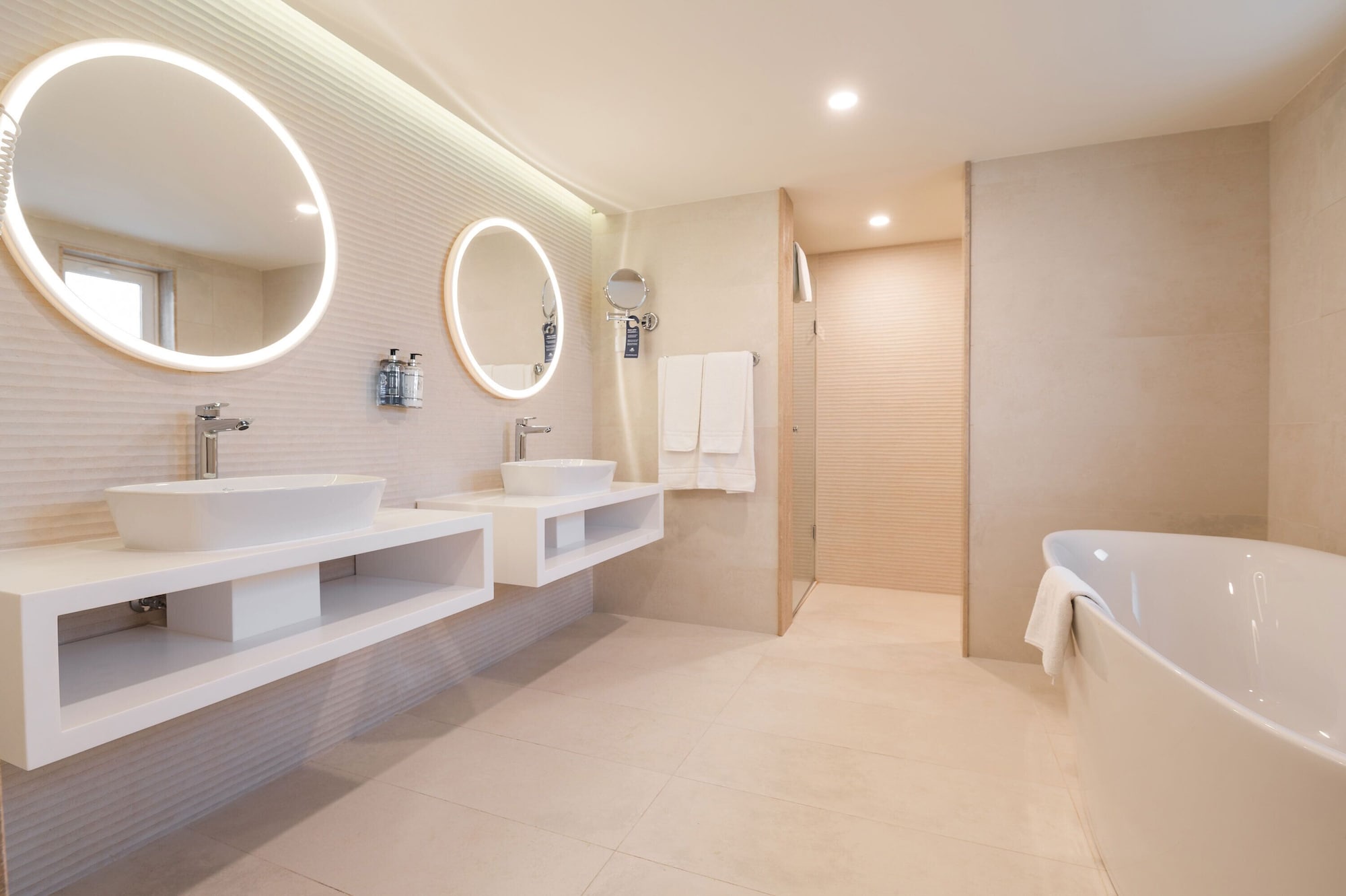 Deluxe, Penthouse, Double Bed, Sofa, Private Pool