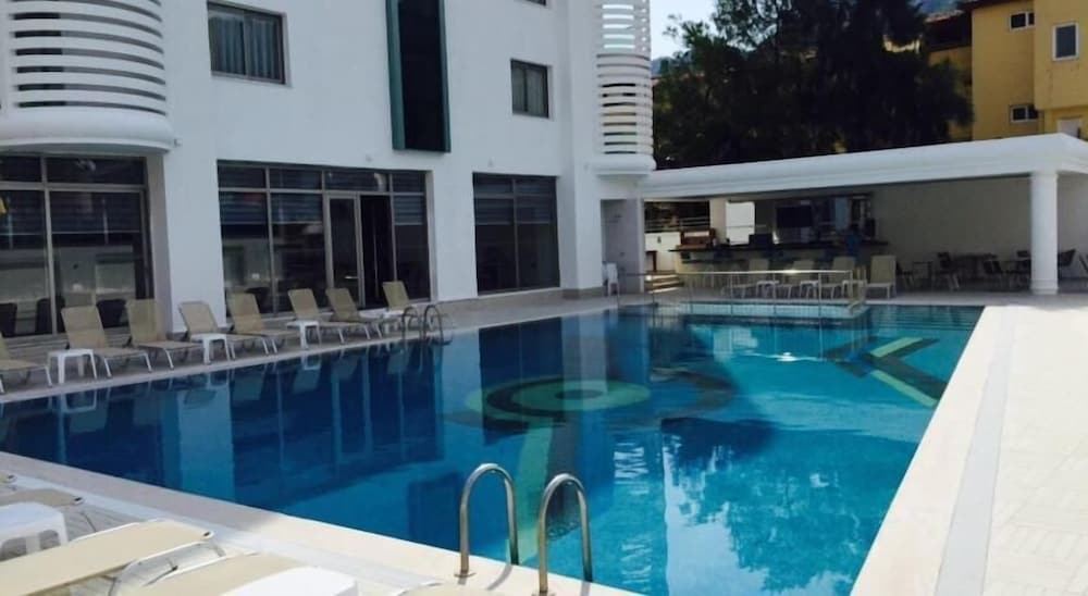 Idas Hotel - Adults Only 18/19