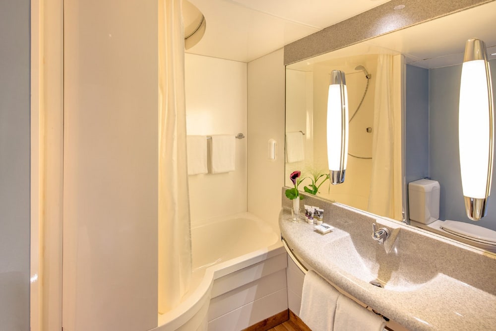 Vienna House Easy by Wyndham Frankfurt Airport 15/60