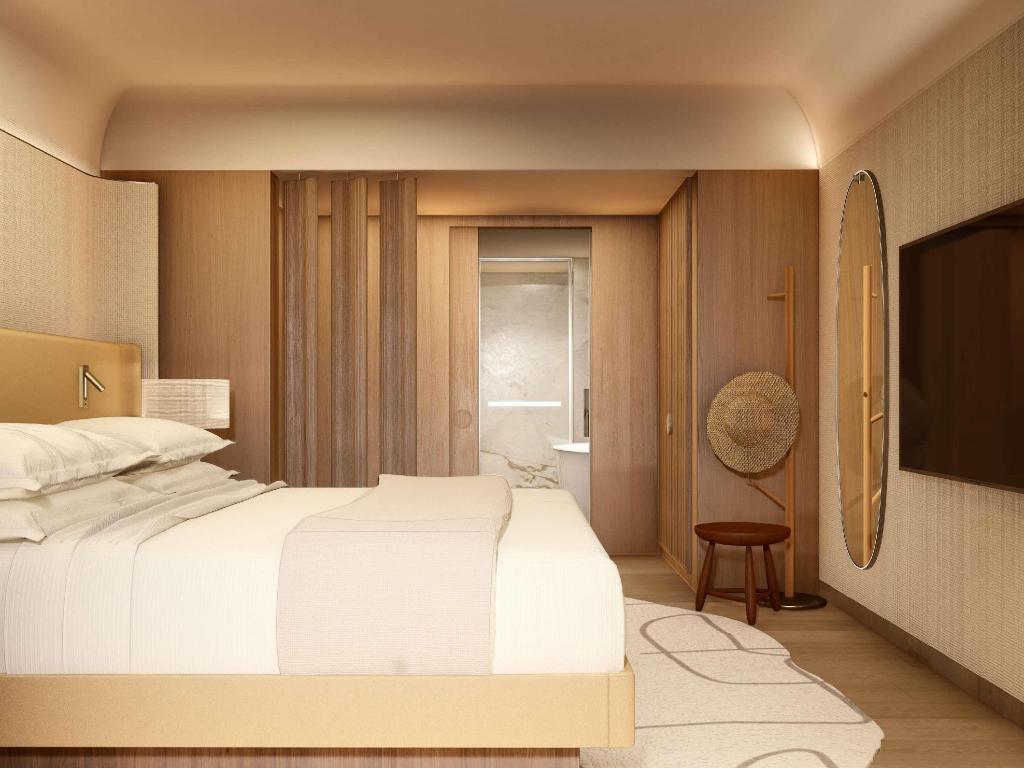 Prestige, Suite, King Bed, Ocean Front