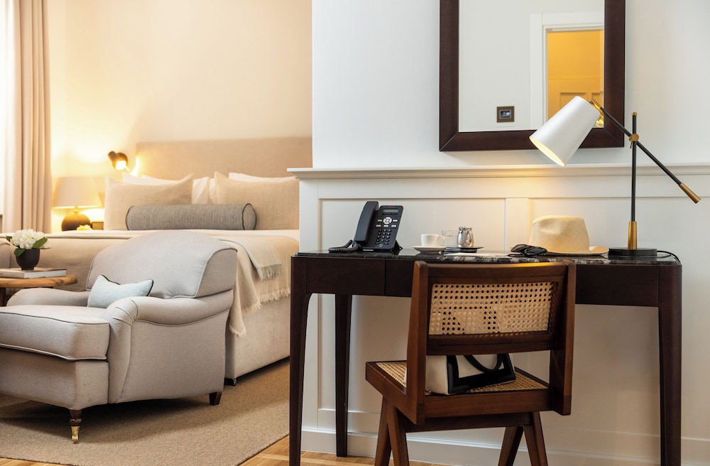 Boutique Hotel Stari Grad 32/42