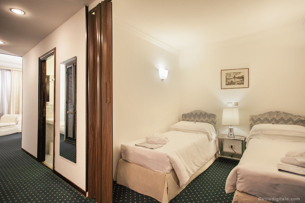 Aldrovandi Residence City Suites 20/75