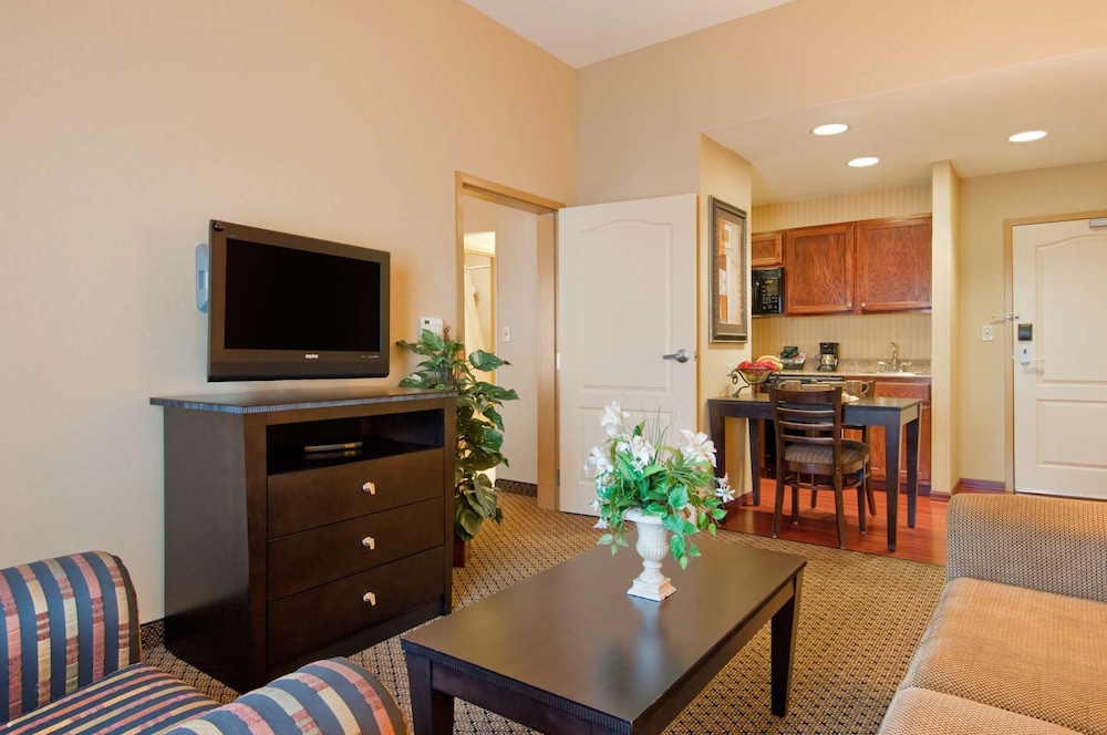 Homewood Suites by Hilton Tulsa-South 50/69