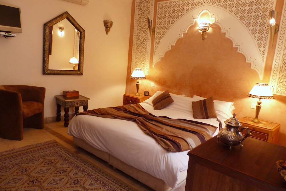 Riad Jonan 17/65