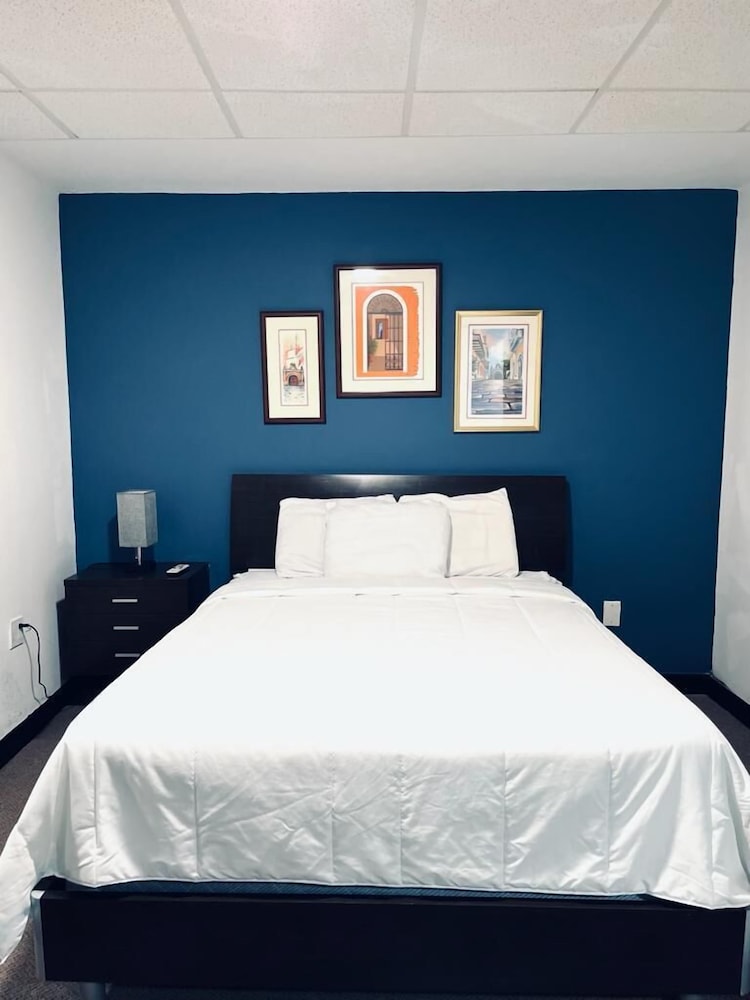 S.J. Suites Hotel 9/39